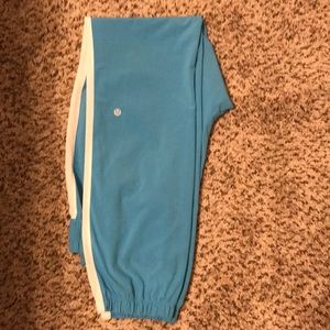 Lululemon joggers size 8